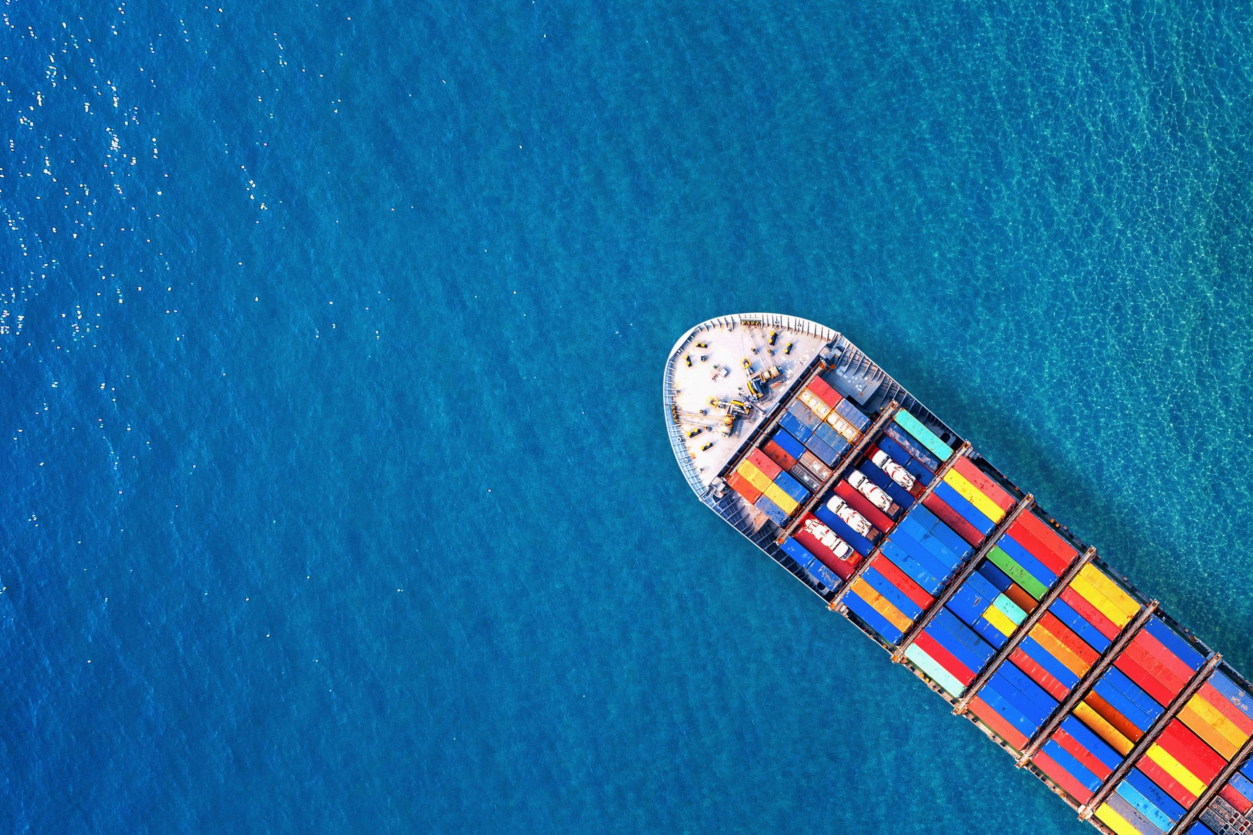 What Happens to Your Belongings During Transit? Behind the Scenes of International Shipping